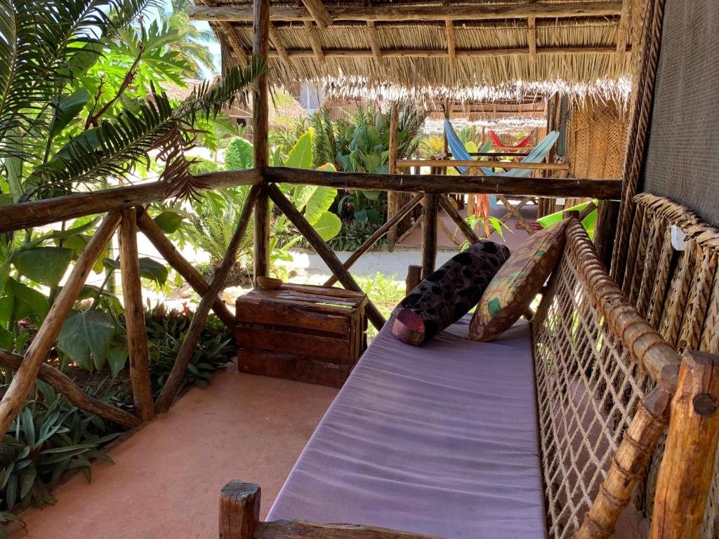 Отдых в отеле New Jambo Bungalows Занзибар (остров) Танзания