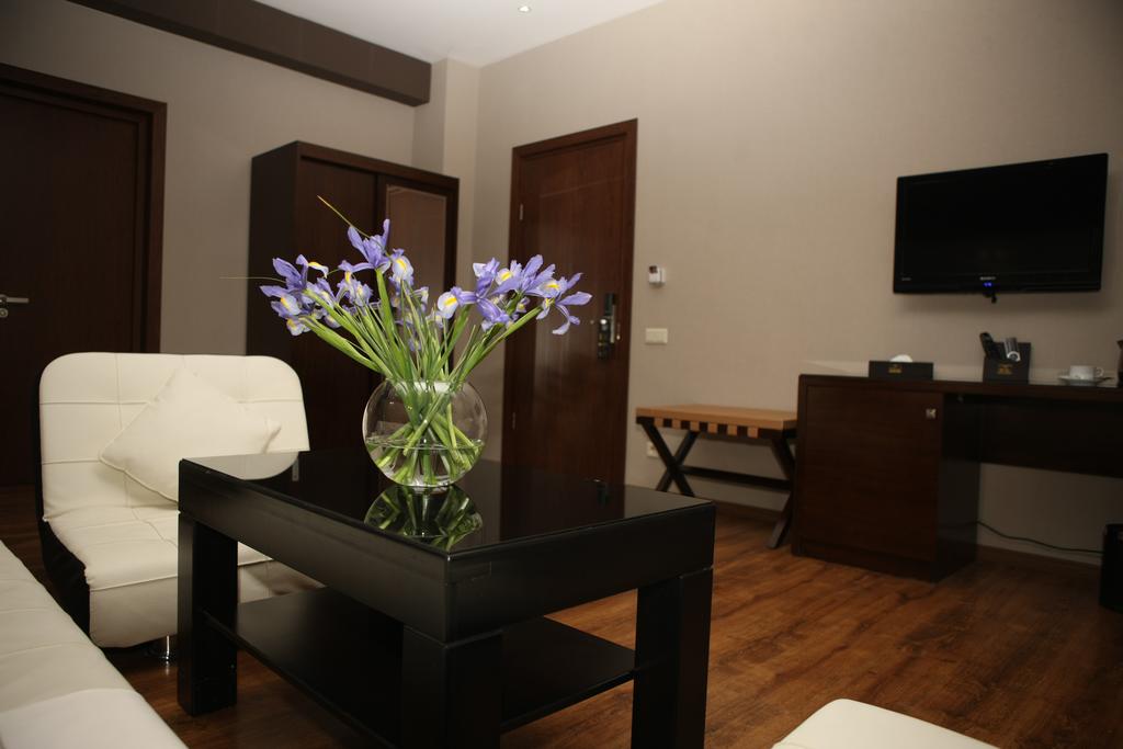 Відпочинок в готелі Orion Hotel Tbilisi