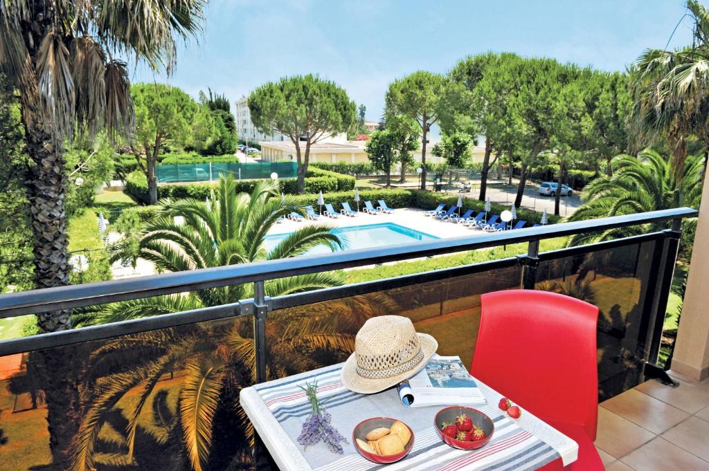 Отдых в отеле Résidence Les Jardins Ombragés Cannes Mandelieu
