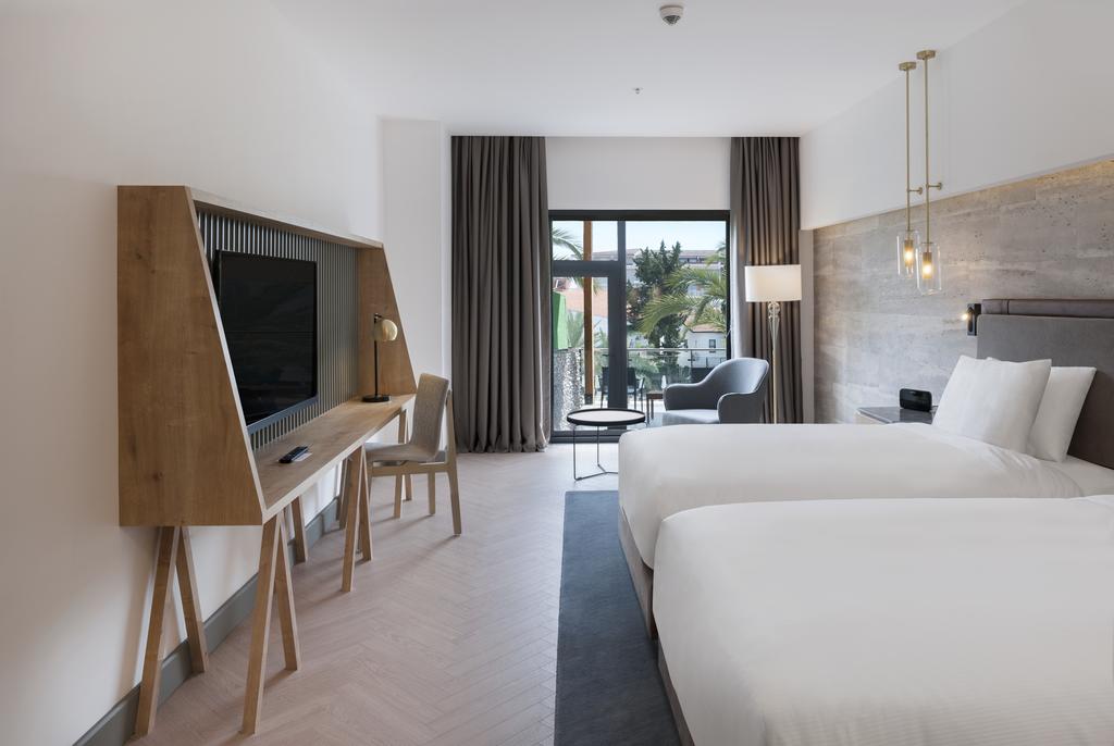 Гарячі тури в готель Doubletree by Hilton Antalya Kemer Кемер