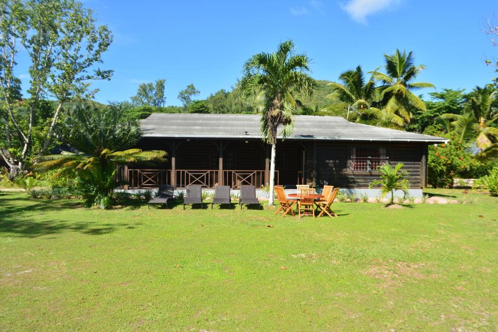 Туры в отель Heliconia Grove Self Catering Villas Праслин (остров) Сейшелы