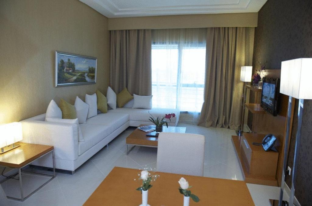 Дубай (город) Grand Bellevue Hotel Apartment Dubai цены
