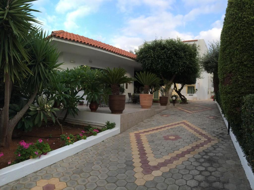 Горящие туры в отель Nikolas Villas Appartments Ираклион Греция