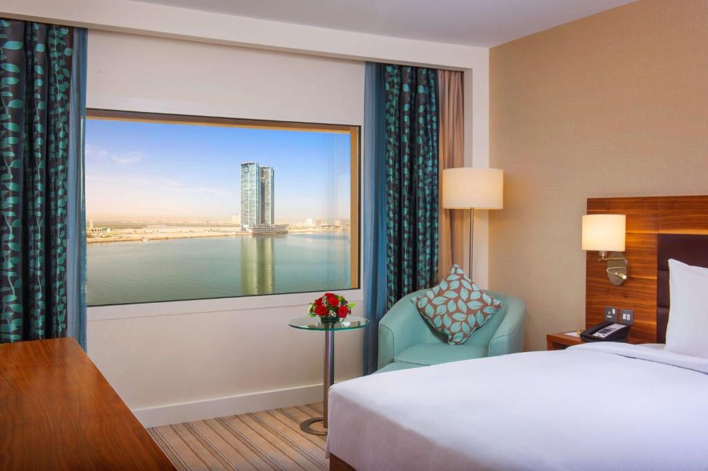 Відпочинок в готелі Hilton Garden Inn Ras Al Khaimah Рас-ель-Хайма ОАЕ