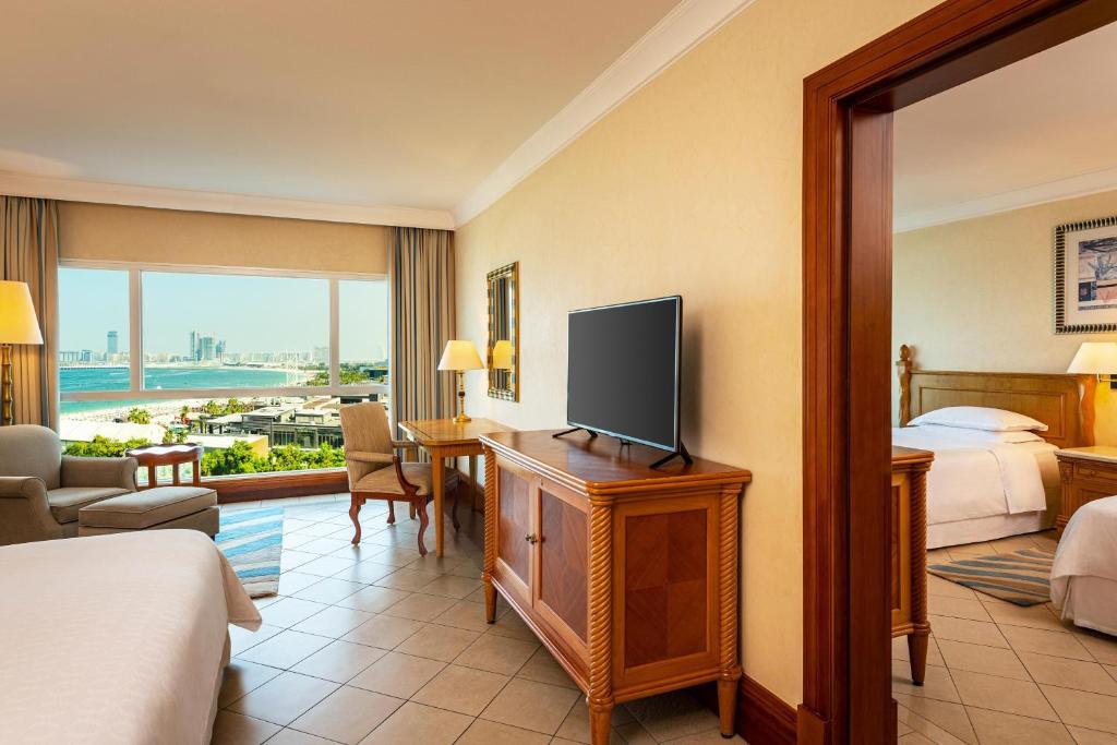 Готель, Sheraton Jumeirah Beach Resort