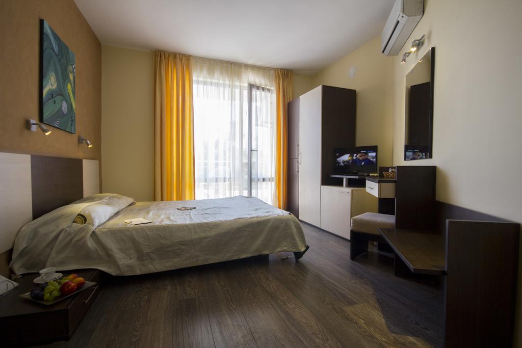 Відпочинок в готелі Coral Obzor Обзор Болгарія