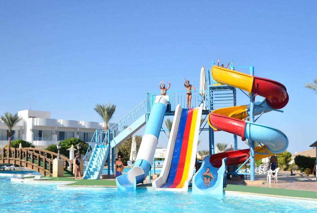 Горящие туры в отель Queen Sharm Resort (ex. Vera Club Queen Sharm Beach)