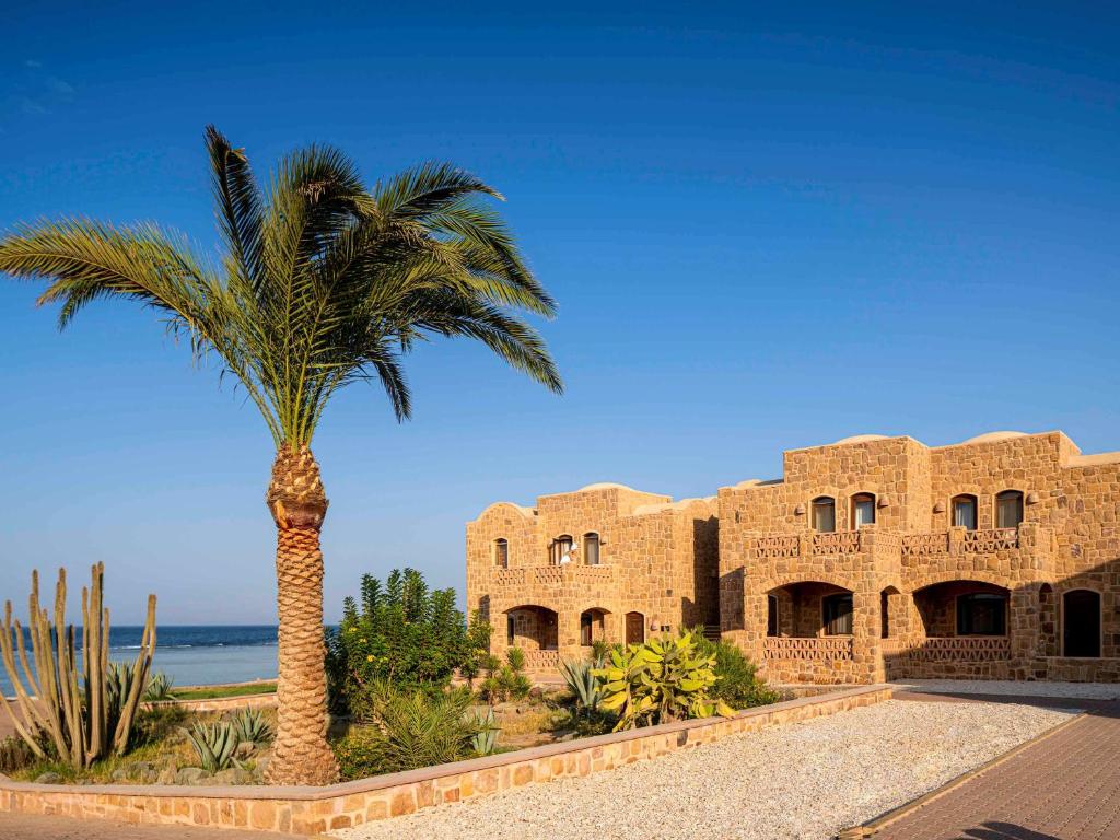 Горящие туры в отель Movenpick Resort El Quseir Эль-Кусейр Египет