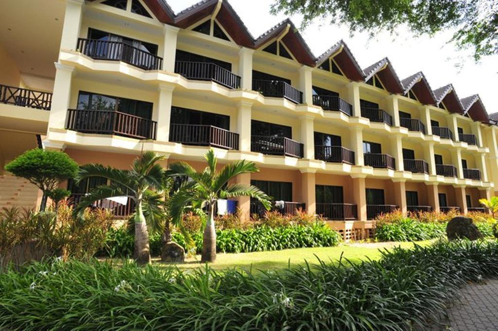 Горящие туры в отель Duangjitt Resort & Spa