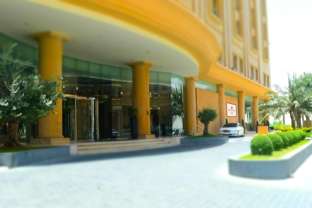 Doha (city) Millennium Hotel Doha prices