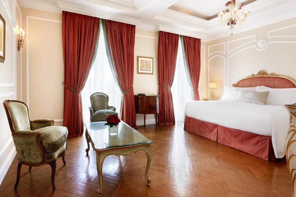 Отель, King George a Luxury Collection Hotel