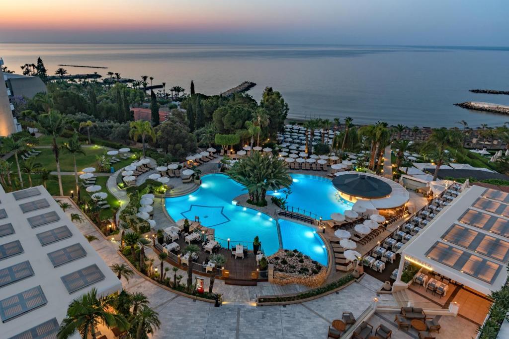 Mediterranean Beach Hotel, Limassol, Cypr, zdjęcia z wakacje