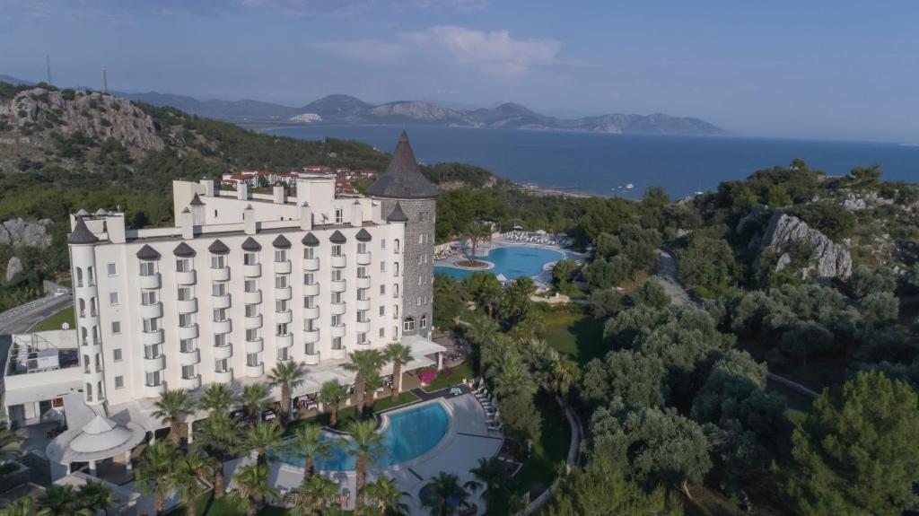 Recenzje hoteli, X Life Hotel Sarıgerme (ex. Castle Resort Spa Hotel Sarigerme, Alinn Sarigerme Boutique)
