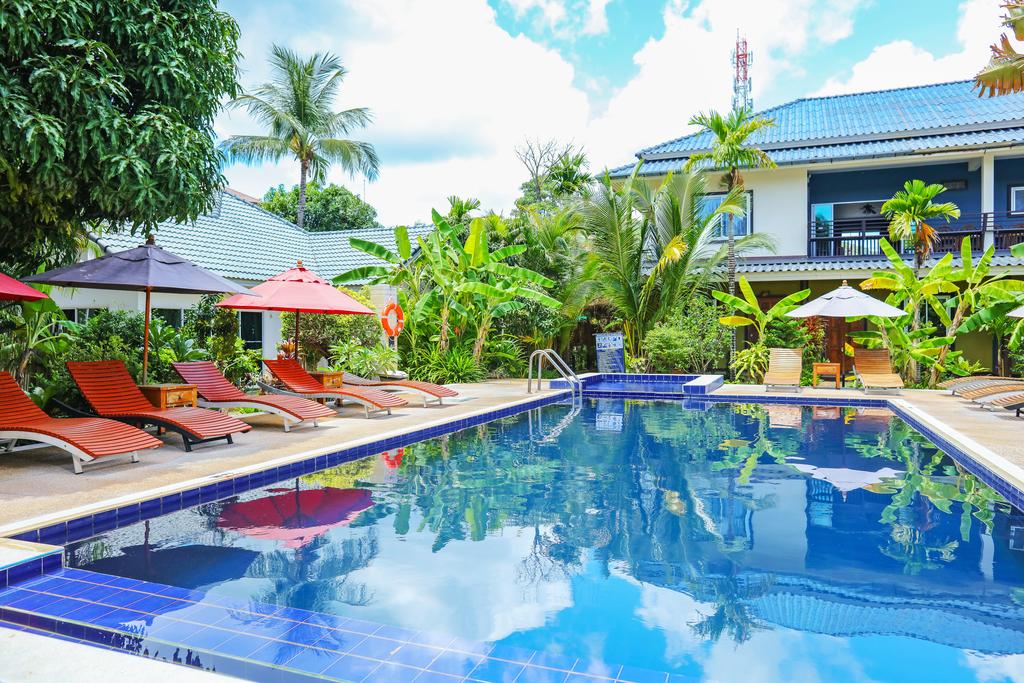 Відпочинок в готелі Baan Nueng Kata (The Kata Orient House)