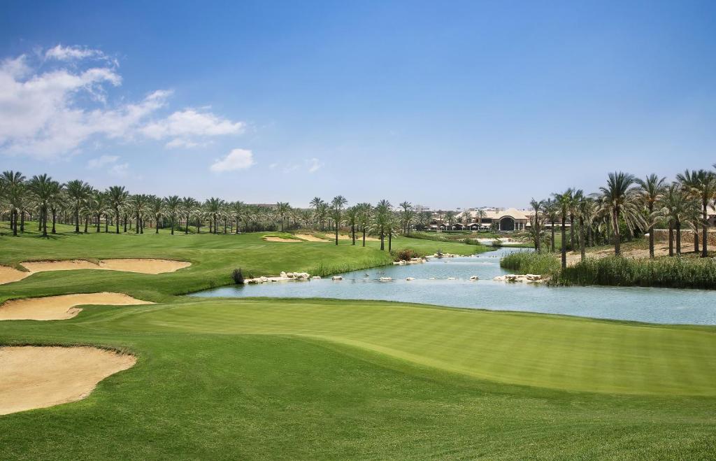 Ціни, The Westin Cairo Golf Resort & Spa