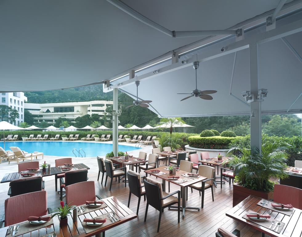Відпочинок в готелі Island Shangri-La Hotel Гонконг Китай