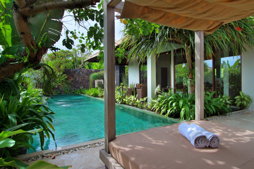 Отель, Bali Royal Suites
