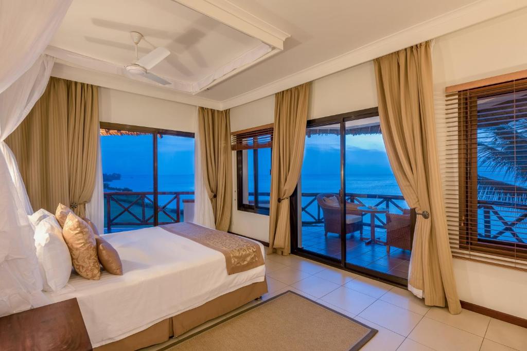 Отзывы про отдых в отеле, Sea Cliff Resort & Spa