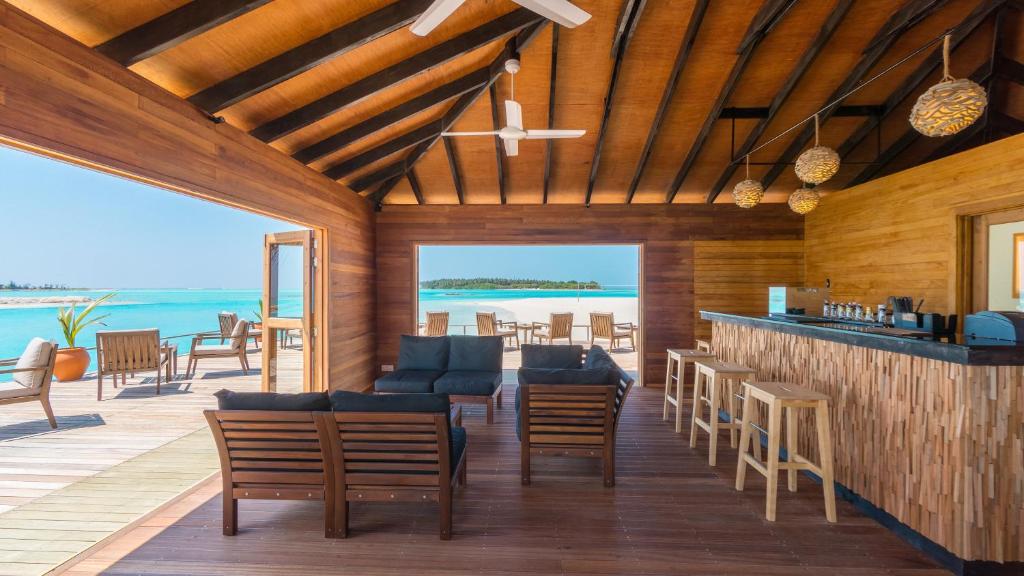 Oferty hotelowe last minute Innahura Maldives Resort Atol Laviani Malediwy