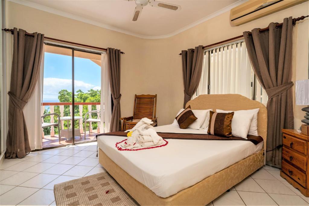Отдых в отеле Carana Hilltop Villa