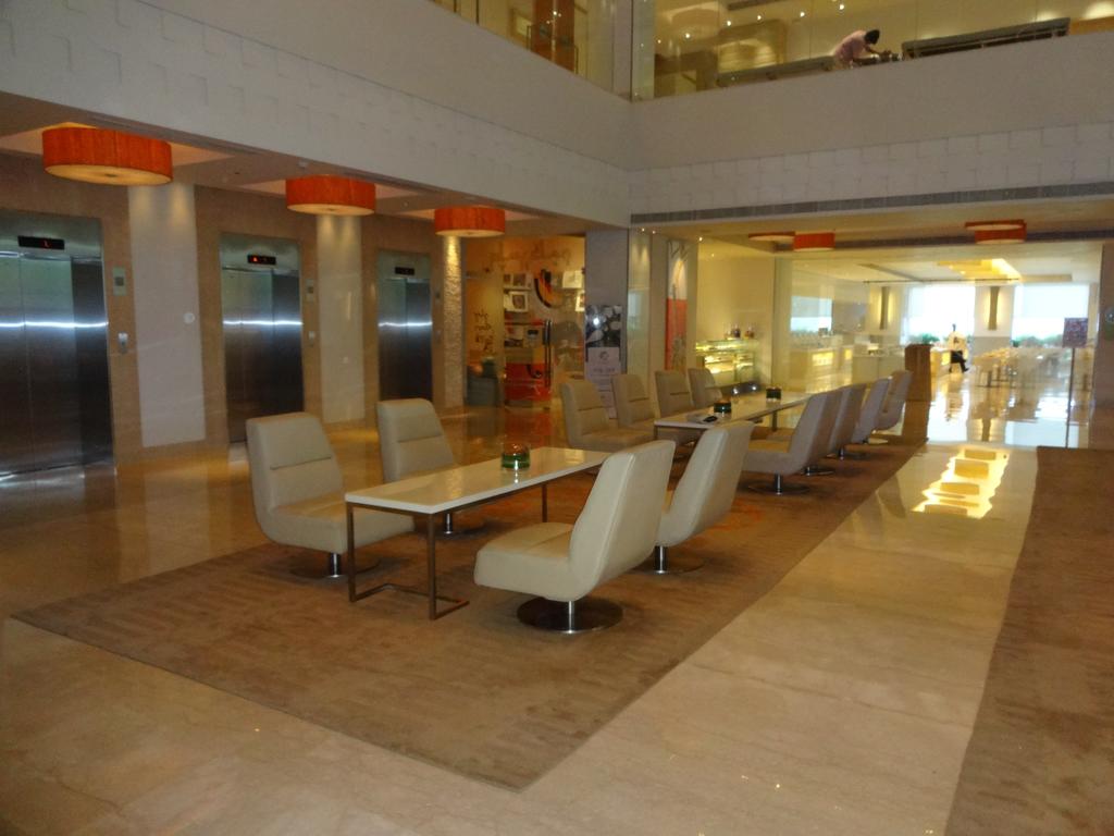 Chennai, The Raintree Hotel Anna Salai, 5