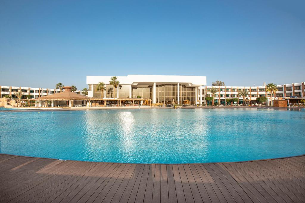 Szarm el-Szejk Pyramisa Sharm El Sheikh Resort (ex. Dessole Pyramisa Sharm) ceny