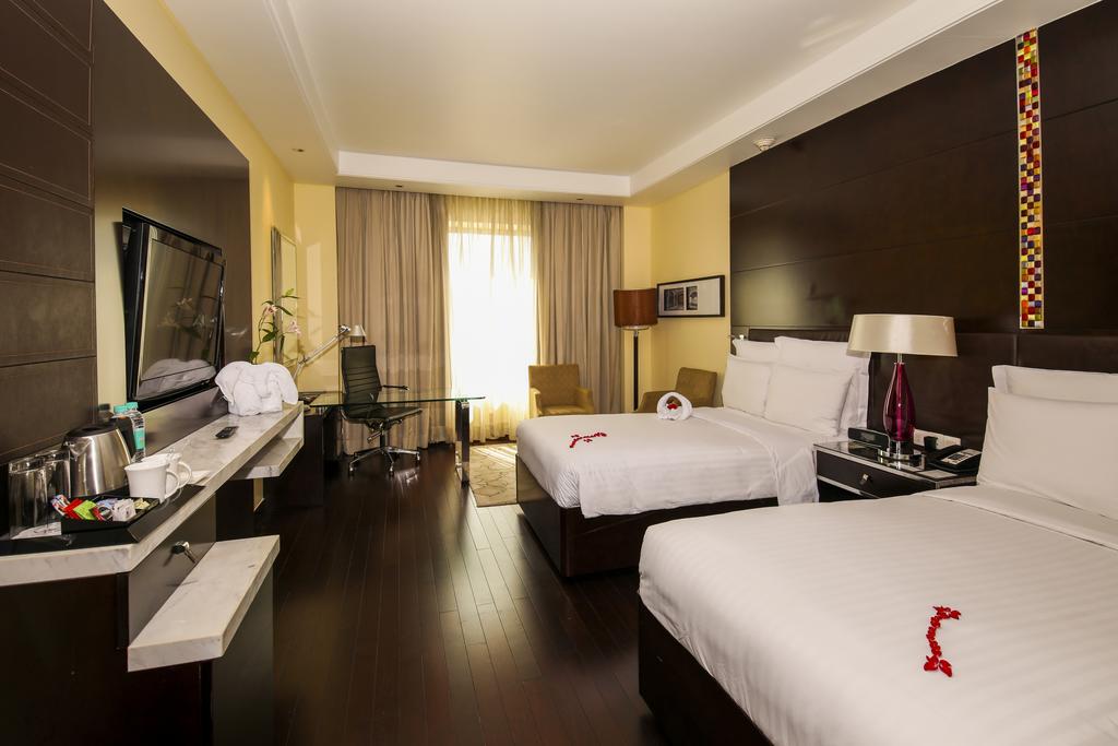 Цены в отеле Jaipur Marriot Hotel