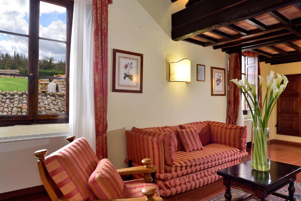 Цены в отеле Borgo San Luigi Toscana Resort