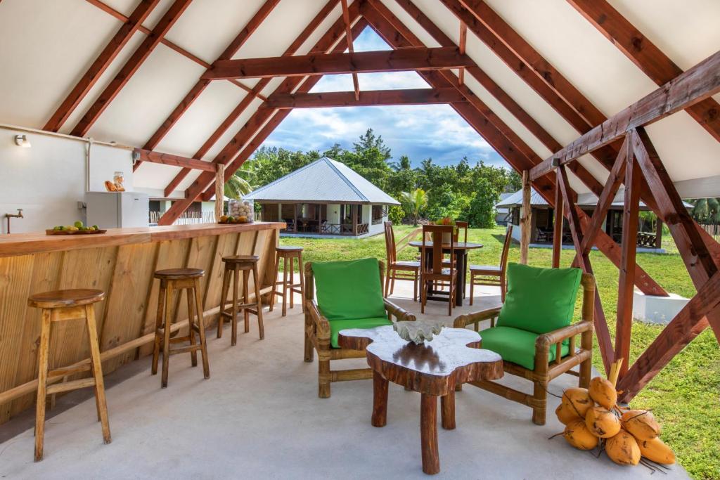 Туры в отель Bird Island Seychelles - Private Island Villas Бёрд (остров)