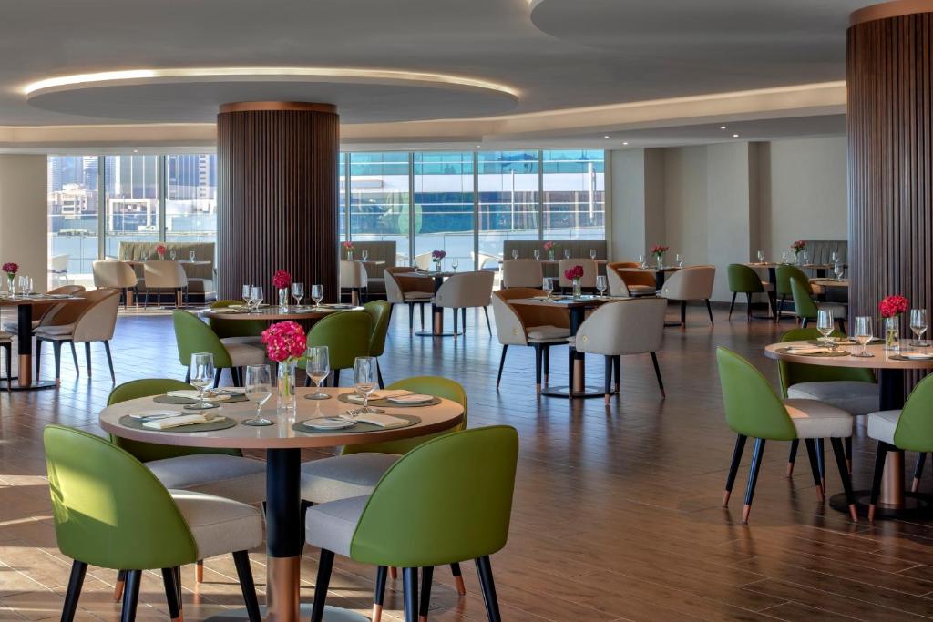 Тури в готель Avani Palm View Dubai Hotel & Suites Дубай (місто)