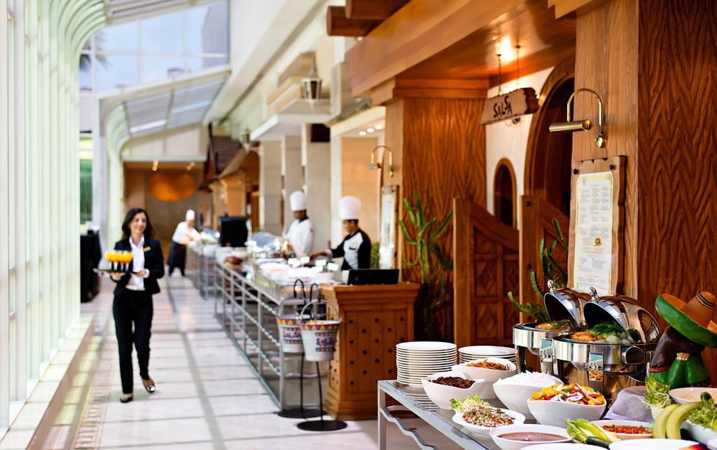 Відпочинок в готелі Doha Marriott Hotel Доха (пляж)