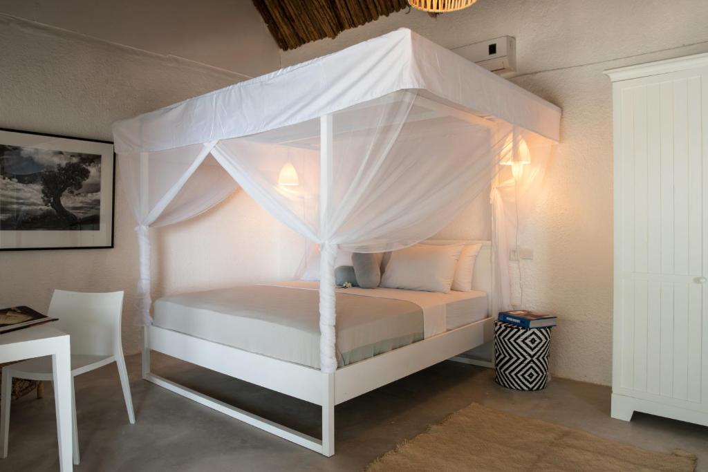 Chuini Zanzibar Beach Lodge цена