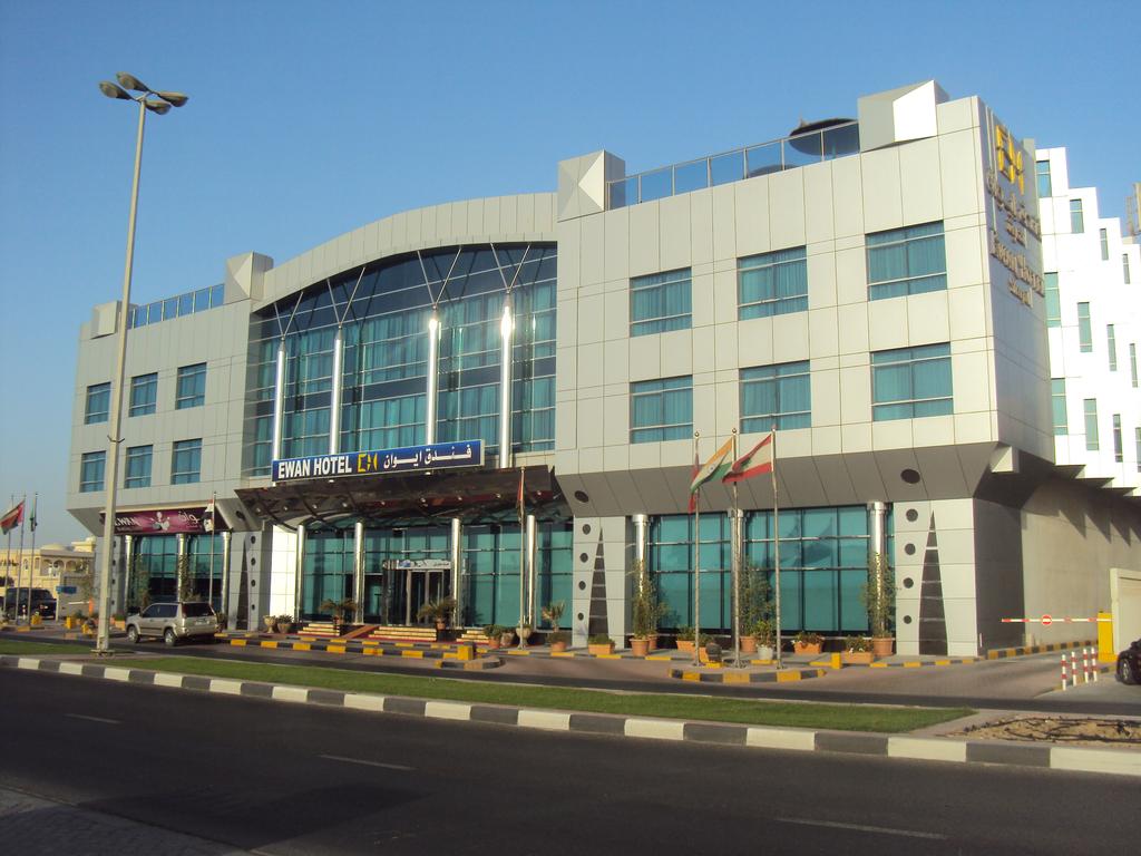 Ewan Hotel Sharjah, питание