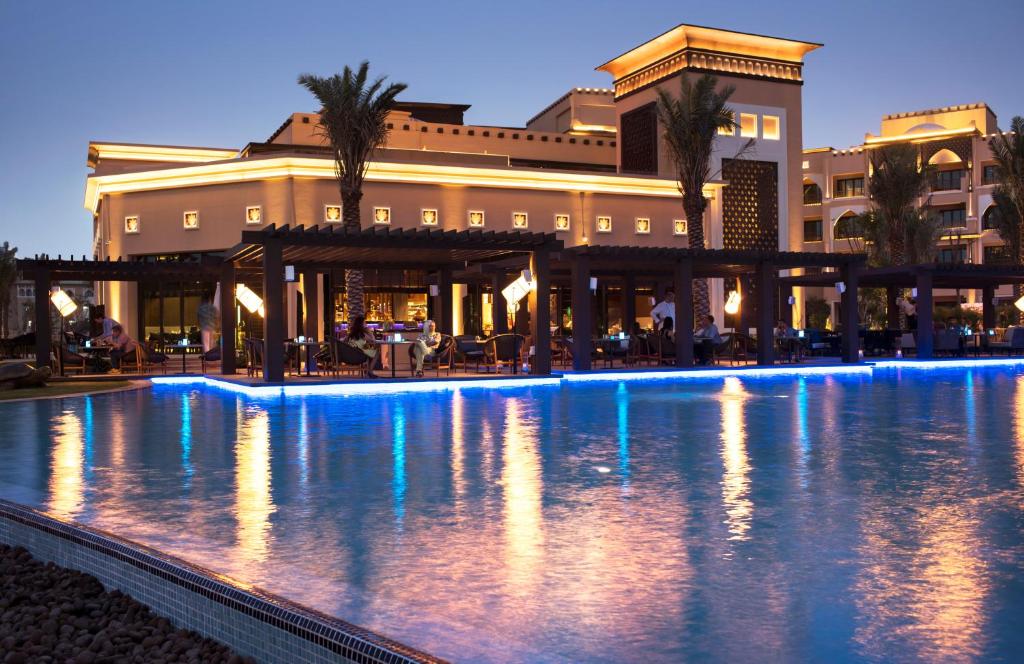 Абу-Даби, Saadiyat Rotana Resort & Villas, 5