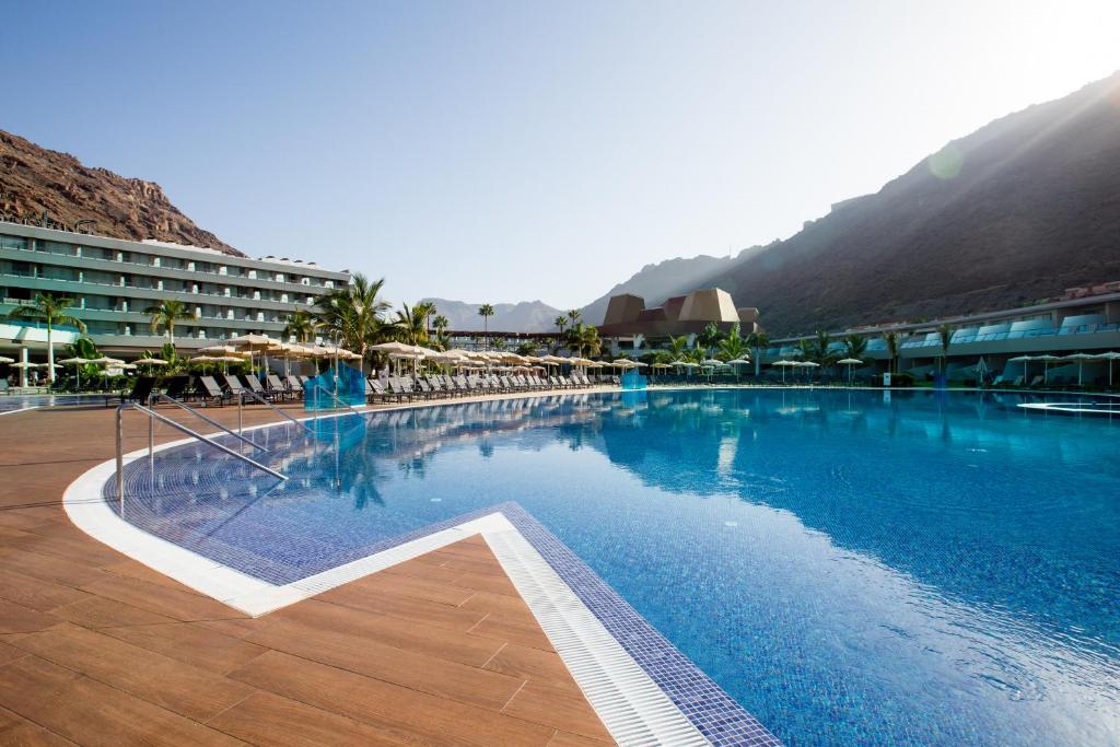 Цены, Radisson Blu Resort & Spa Gran Canaria Mogan