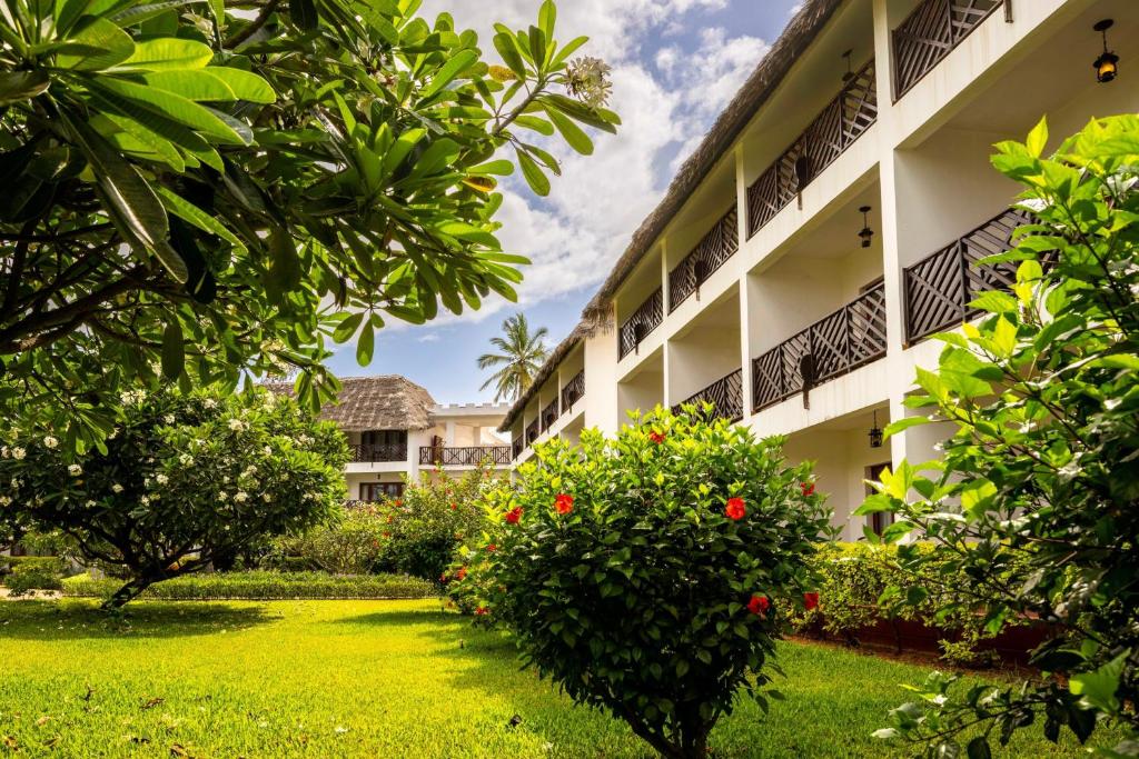 Фото готелю Nungwi Beach Resort by Turaco (ex. Doubletree Resort by Hilton)