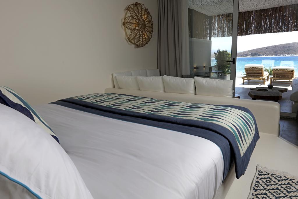 Відпочинок в готелі Seya Beach Hotel Alacati (ex. Labranda Alacati, Design Plus Seya Beach Hotel) Кушадаси Туреччина