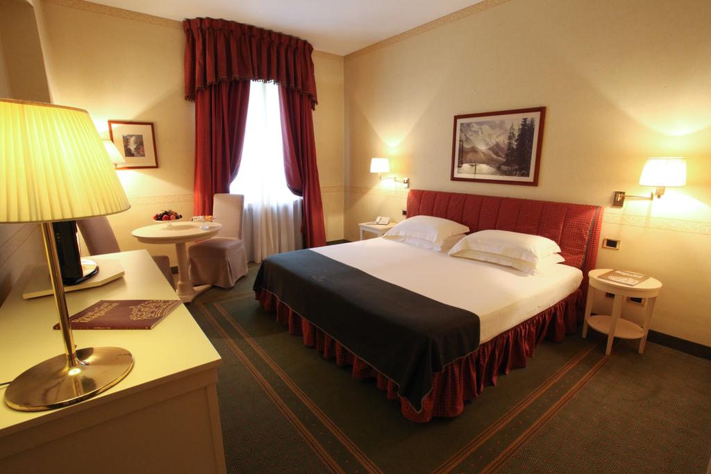 Отзывы об отеле Grand Hotel Royal & Golf