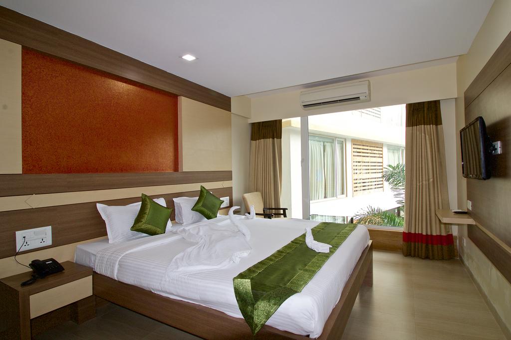 Red Fox Hotel (Turtle Beach Resorts), Морджим, Индия, фотографии туров