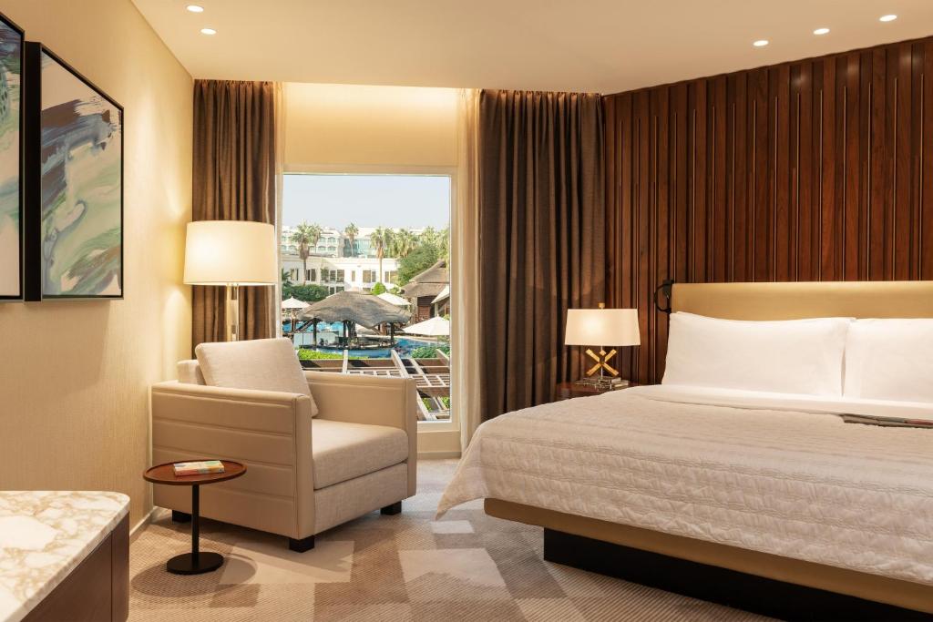 Отзывы об отеле Le Méridien Dubai Hotel & Conference Centre