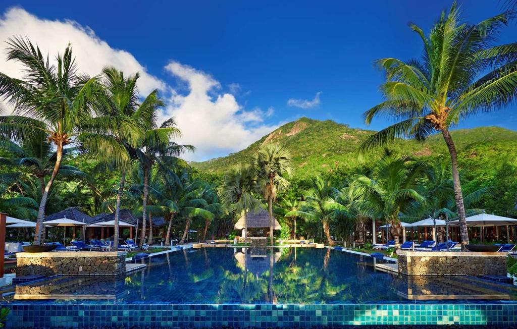 Hilton Seychelles Labriz Resort & Spa (ex. Labriz Silhouette Seychelles), питание