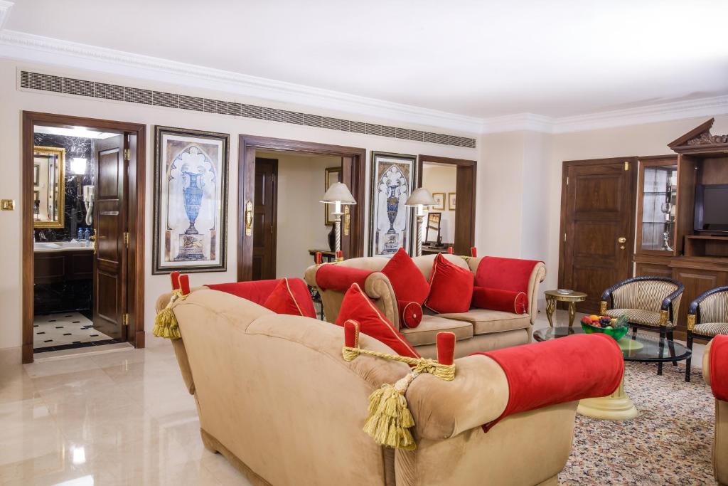 Отдых в отеле Grand Excelsior Hotel Deira (ex. Sheraton Deira) Дубай (город)