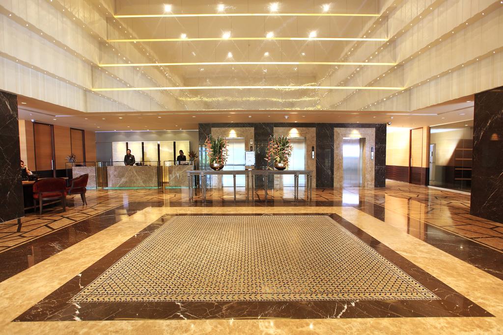 Radisson Blu Hotel Chennai City Centre, Ченнаи, фотографии туров