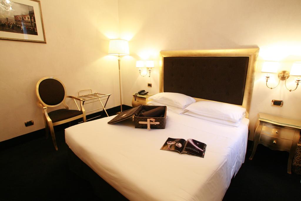 Відпочинок в готелі Al Ponte Dei Sospiri Junior Suites