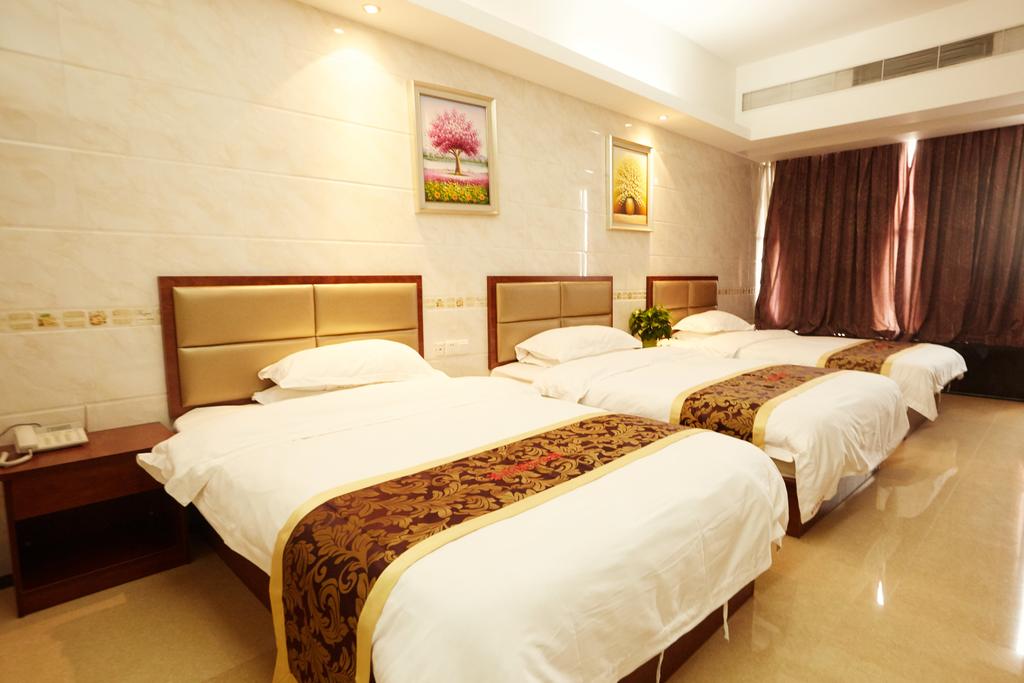 Hotel prices Grand Continental International Apartment