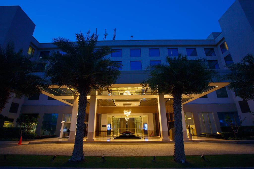 Горящие туры в отель Courtyard by Marriott Агра Индия