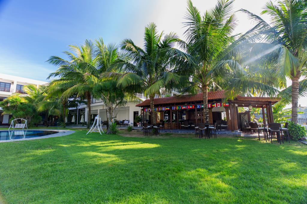 River Beach Resort, Хойан, Вьетнам, фотографии туров