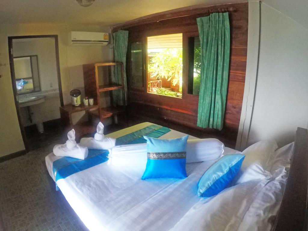 Отель, 4, Dolphin Bay Beach Resort (ex. The Haad Tien Beach Resort)