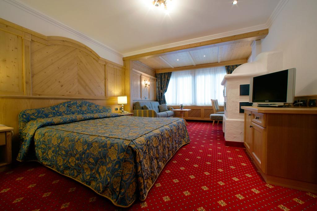 Туры в отель Corona Sport & Wellness Alpen Hotel (Vigo) Валь-ди-Фасса Италия