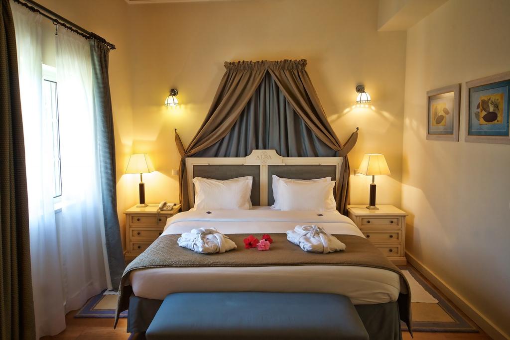 Відпочинок в готелі Suites Alba Resort & Spa Алгарве